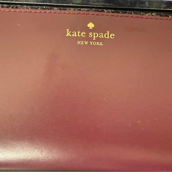 Kate Spade Wallet NWOT - Picture 1 of 9